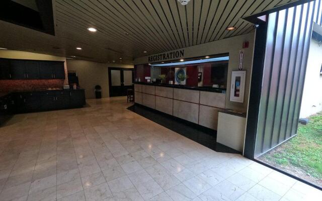 Red Roof Inn Reading