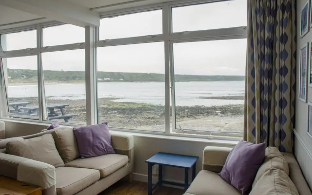 YHA Port Eynon
