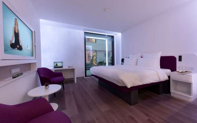 YOTELAIR Istanbul Airport (Airside) 