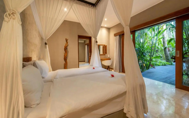The Pandora Hotel