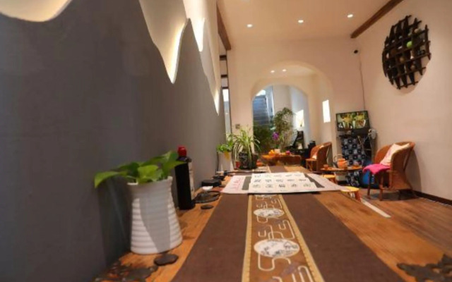 Heshun Chuntianli Inn