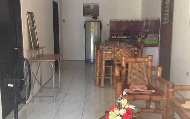Czarina Transient House