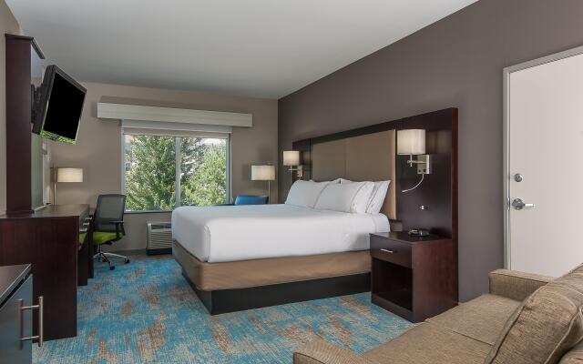 Holiday Inn Express & Suites Norwood-Boston Area by IHG