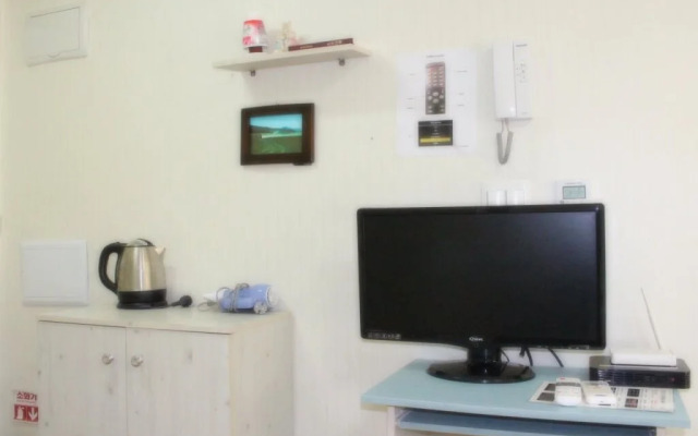 Patio 59 Hongdae's Head