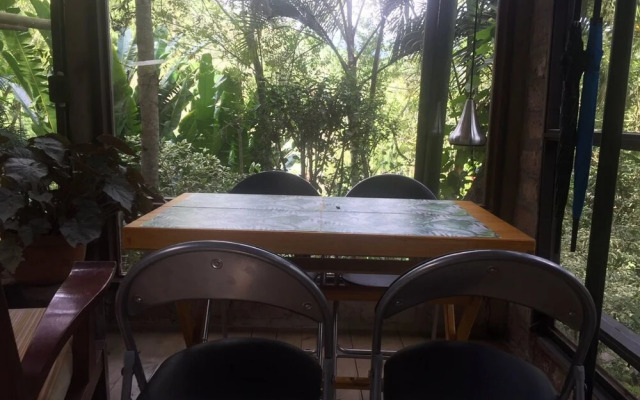 Chalet y Habitaciones Liwana