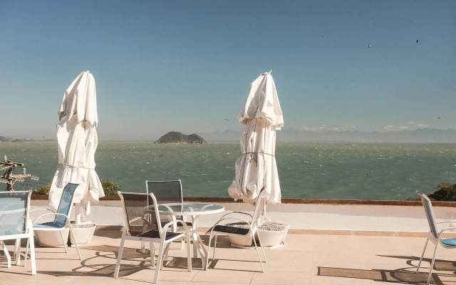 Colonna Galapagos Garden