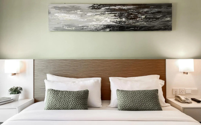Thomson Hotel Huamark