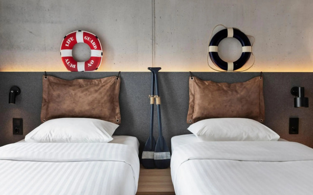 Moxy Bergen