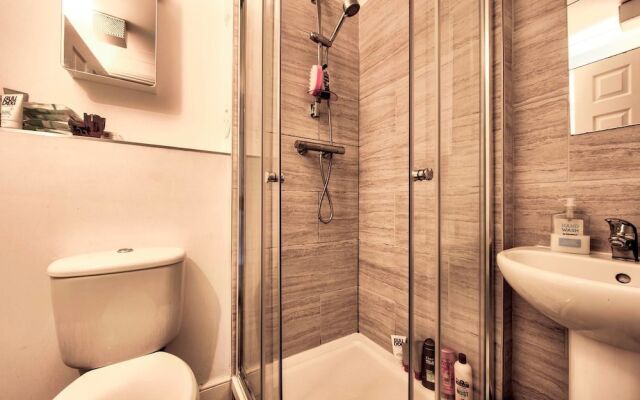 Comfortable Apartment Next To Holyrood Park