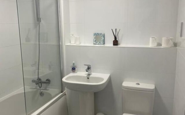 #0601 Two Bedroom Serviced Apartment - free parking