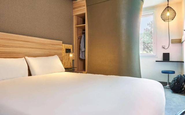 greet Hotel Paris porte de la Chapelle - Aréna