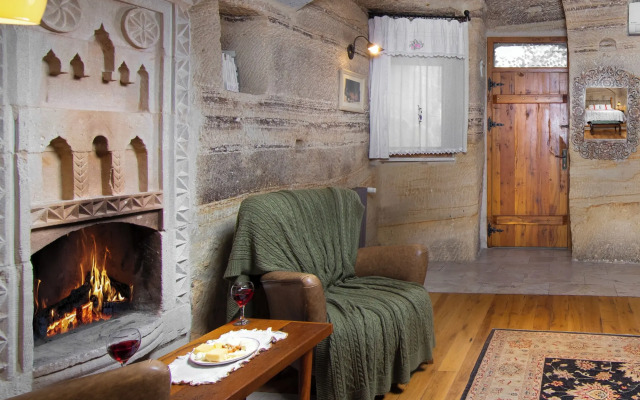 Terra Cave Hotel