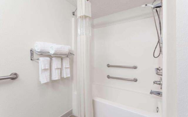 Jesup Inn & Suites