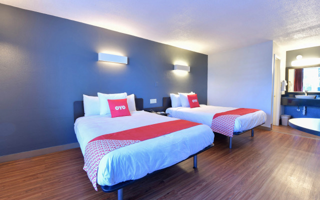 OYO Hotel Valdosta GA I-75