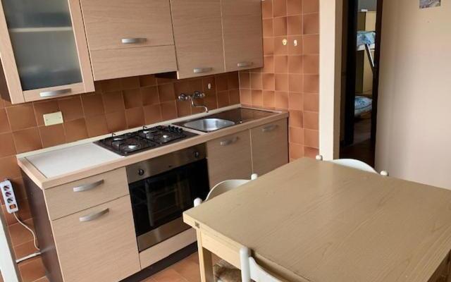 Appartamento 4 posti con piscina balcone e bbq