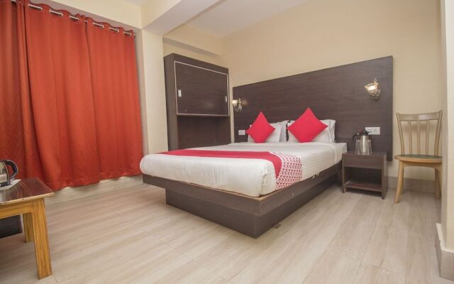 OYO 25087 Hotel Horizon
