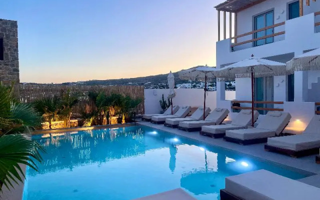 Mykonos Dot Suites