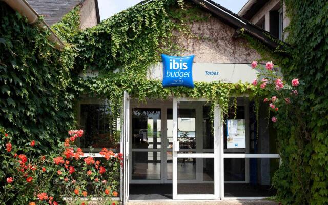 ibis budget Tarbes