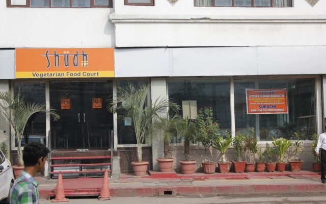 Hotel Swati Deluxe