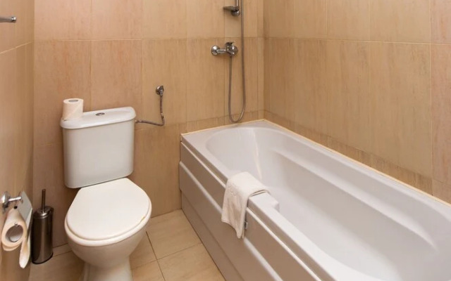 Lighthouse Golf & Spa Apartments