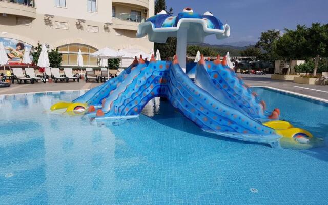 Luxury Apartments in GoldCity Complex