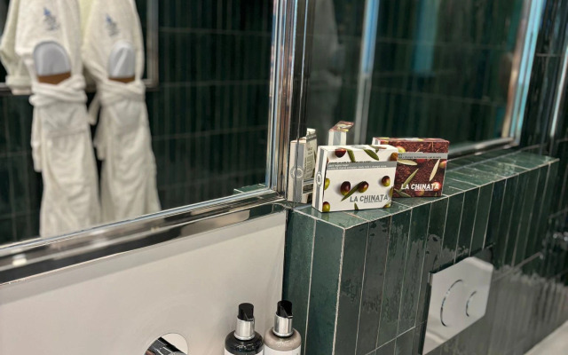 Hotel Ribera de Triana - REOPENING!