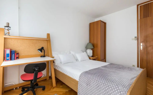 Spacious & Clean Condo near Beach