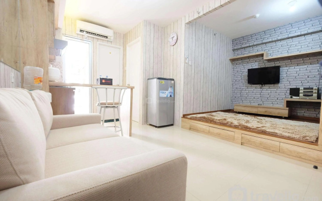 Beautiful and Comfy 1BR at Bassura City Apartment By Travelio – Guest Rooms – Jakarta