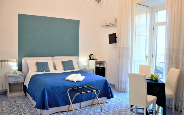 Piazza Tasso B&B