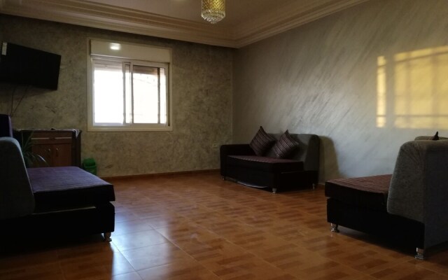 Jabal Bed & Breakfast