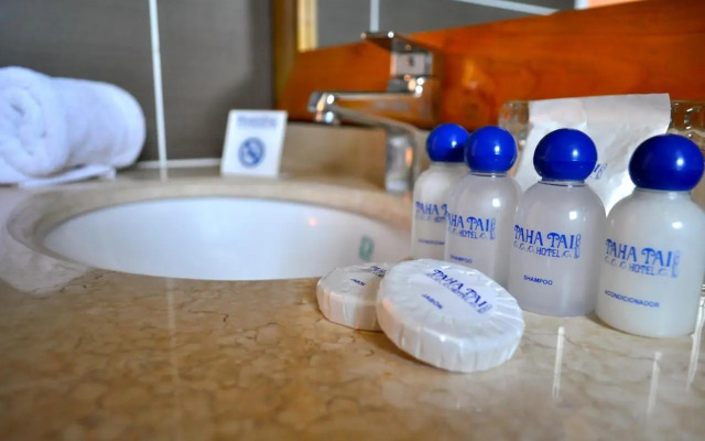 Taha Tai Hotel