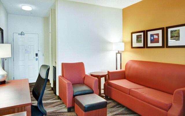 Comfort Suites Longview North