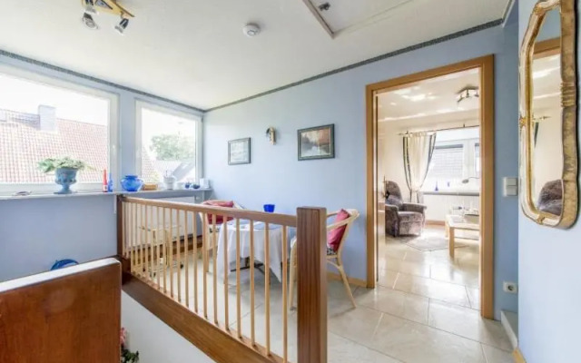 6446 Private Twin-Room with own bath room