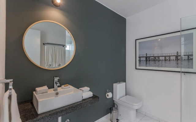 Monochromatic 2BR in Miraflores