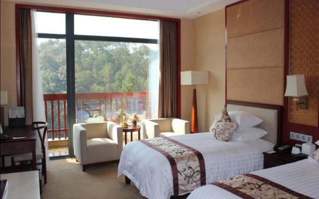 New Century SPA and Resort PUER