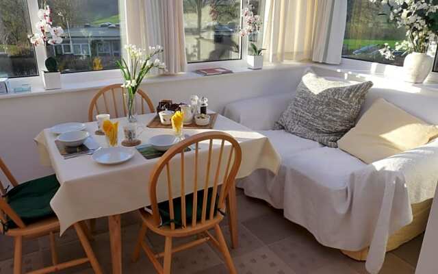 Cosy Twin Room in Brecon