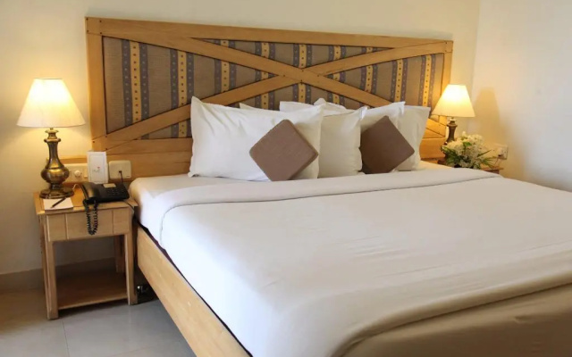 Lotus 8 Hotel – Guest Rooms – Nedumbassery