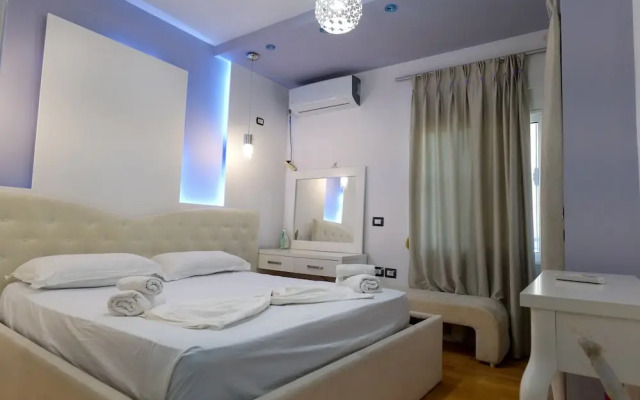 "sion Saranda Apartment 21 , a Three Bedroom Apartment in the Center of the City"