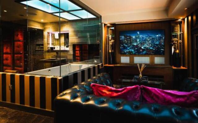 Church Suites by The Cranleigh Boutique