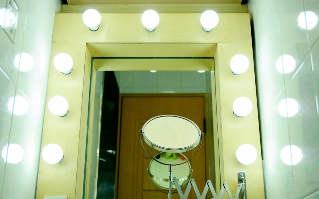 Ganderak Guesthouse - Hostel