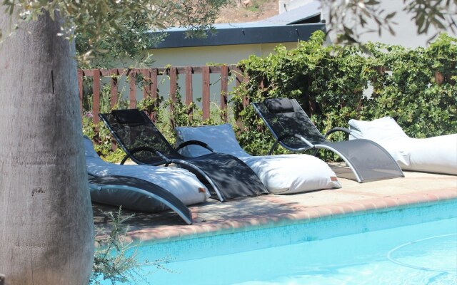 Olive Garden Country Lodge