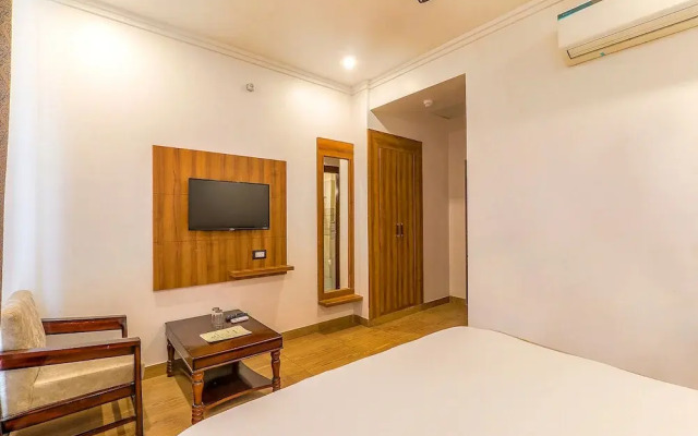 Fabexpress Global Inn New