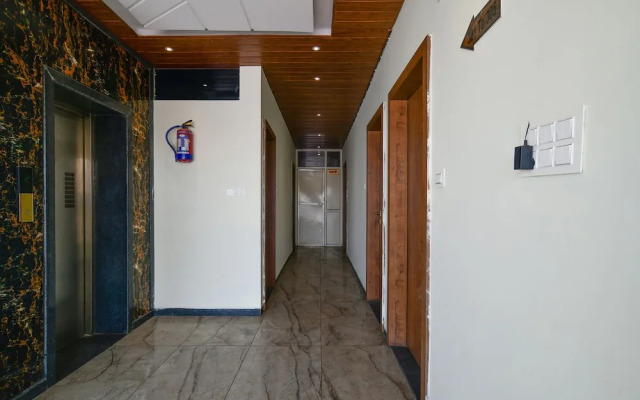 Fabhotel Ss Blue