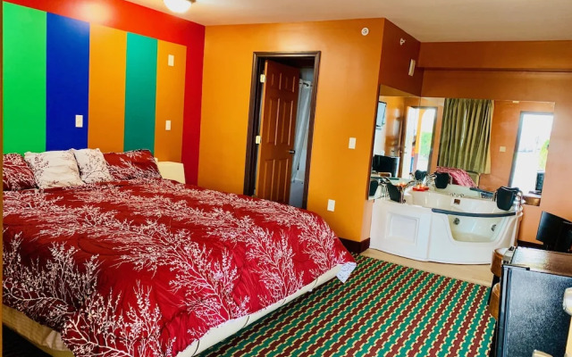 Motor City Inn & Suites