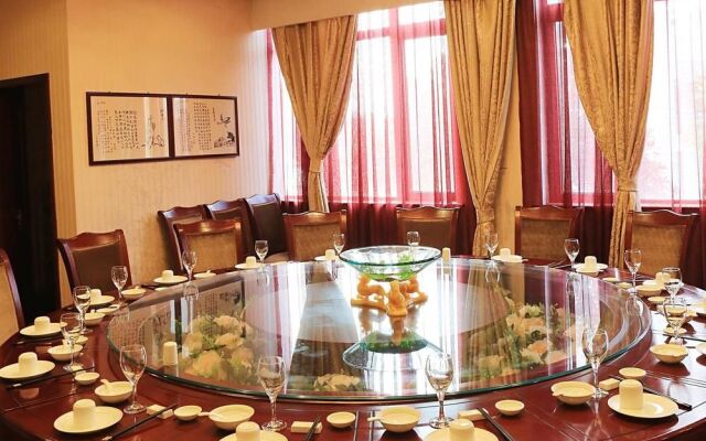 Tianchi Hotel