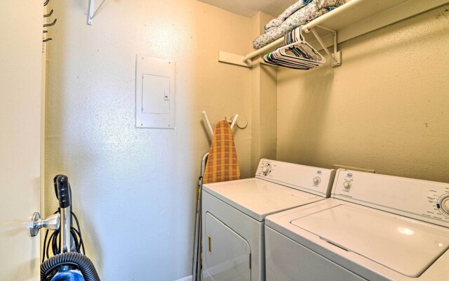 Refreshing Galveston Condo w/ 2 Balconies!