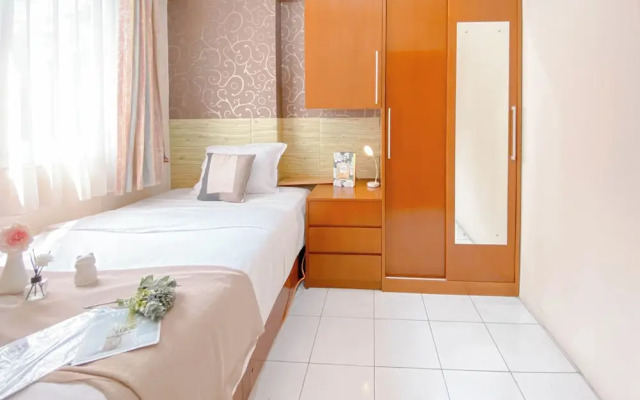 Comfort Living 2BR at Mutiara Bekasi Apartment