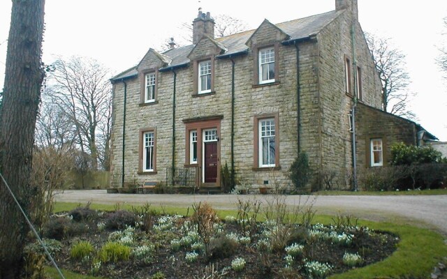 Woodlands Country House