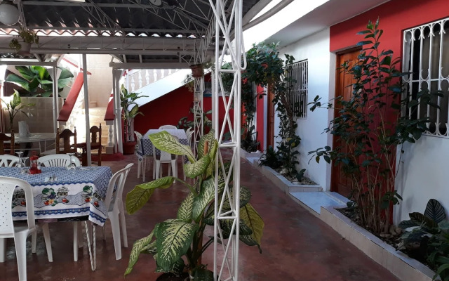 Hostal D Oleo Méndez