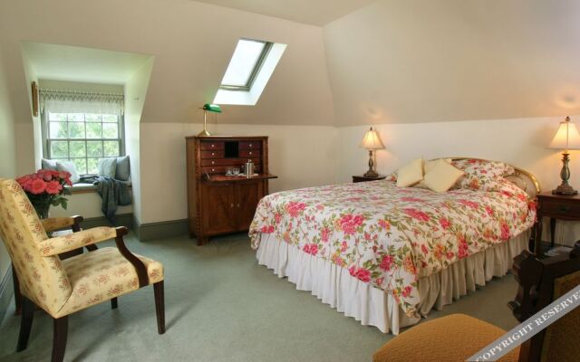 The Lafayette Inn